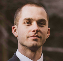 Thomas Whitfield spécialiste en analyse et expertise des marchés de cryptomonnaies